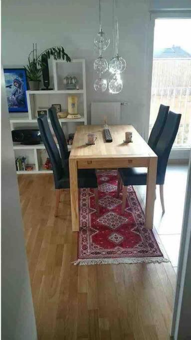 Cozy & Quiet Getaway Just 300M From Paris With Free Private Parking Apartment Жантили Екстериор снимка