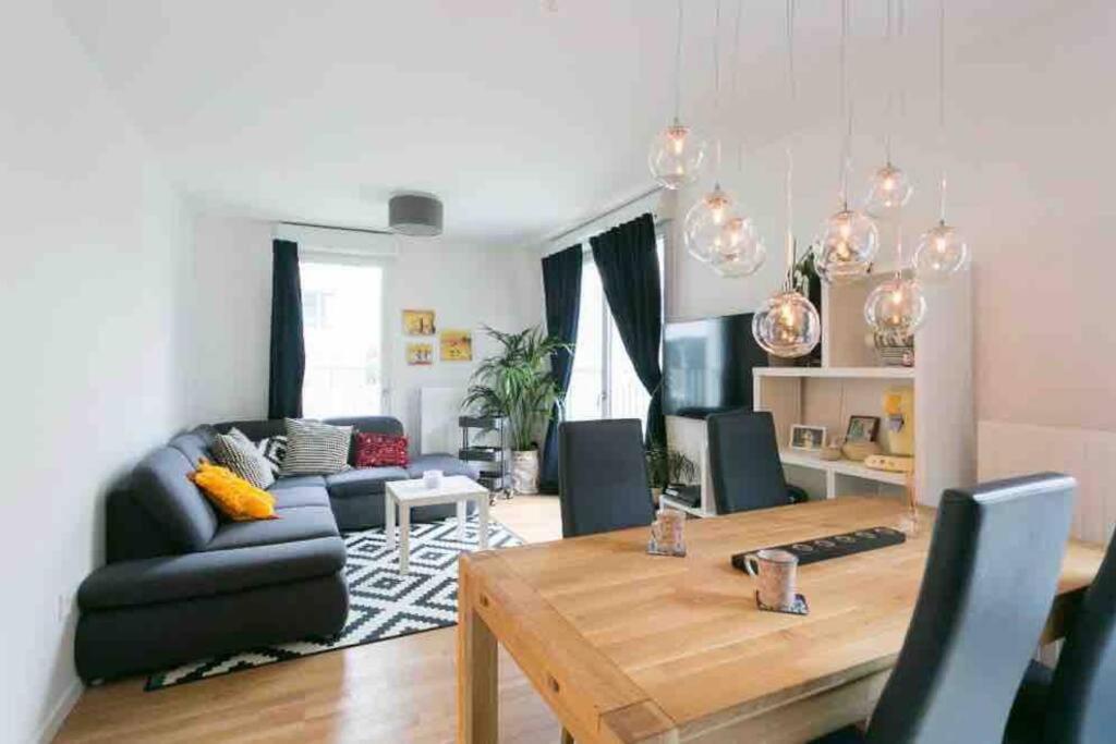 Cozy & Quiet Getaway Just 300M From Paris With Free Private Parking Apartment Жантили Екстериор снимка